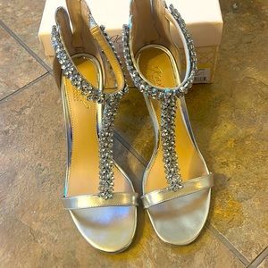 Jewel Badgley Mischka heels